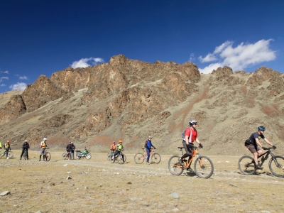 Mongolia Cycling 23