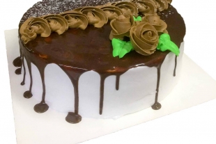 Chocolate drippy cake
