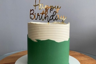 Green simple 2 layer cake